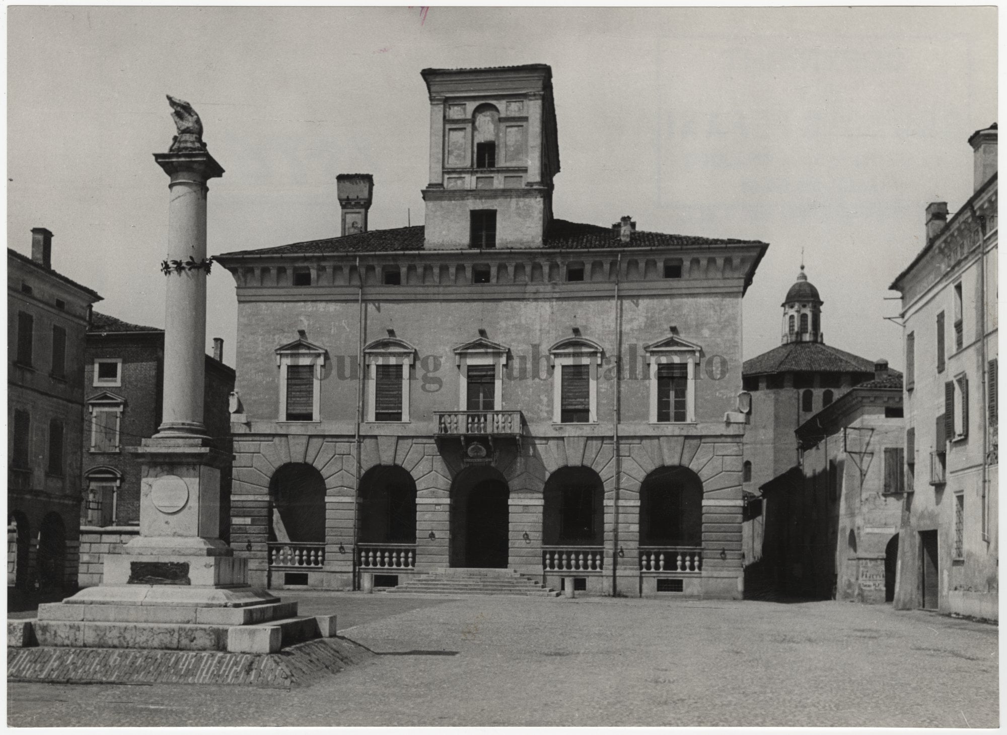 Veduta del Palazzo Ducale a Sabbioneta, 1950