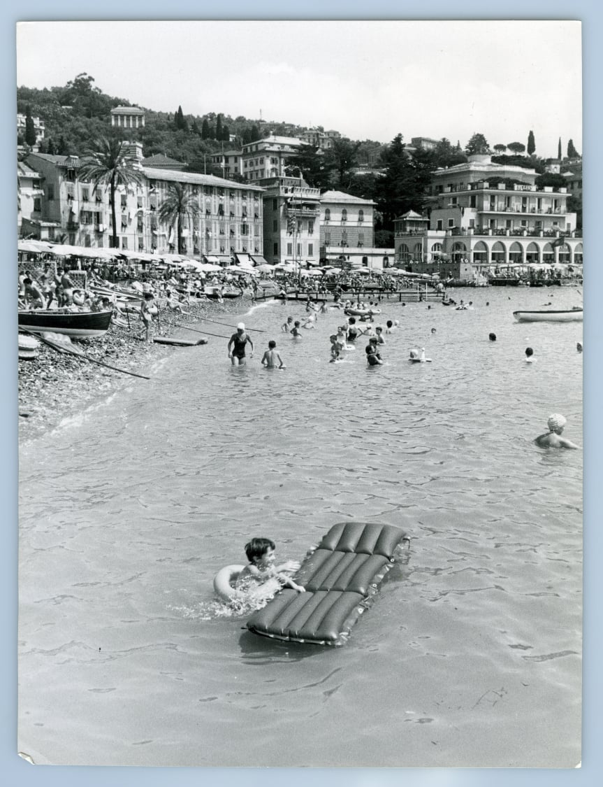 La spiaggia di Santa Margherita Ligure, ca. 1960