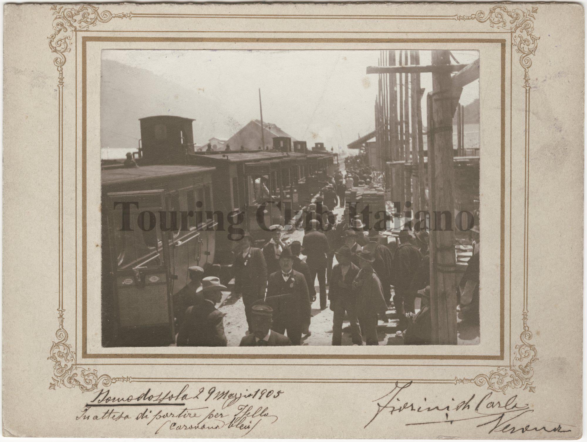 Alla stazione di Domodossola, 1905