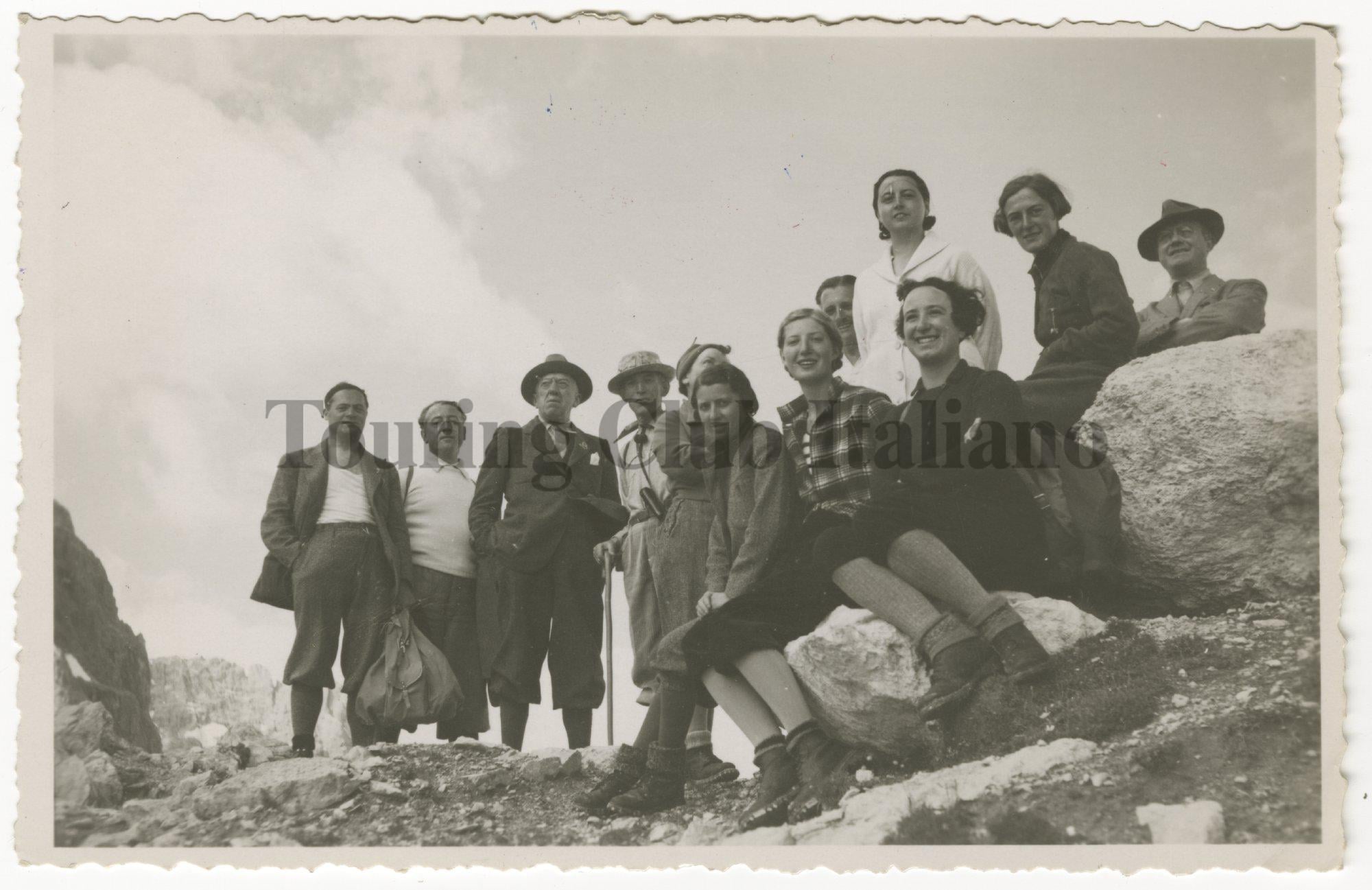Escursionisti al Passo Mulaz, 1935