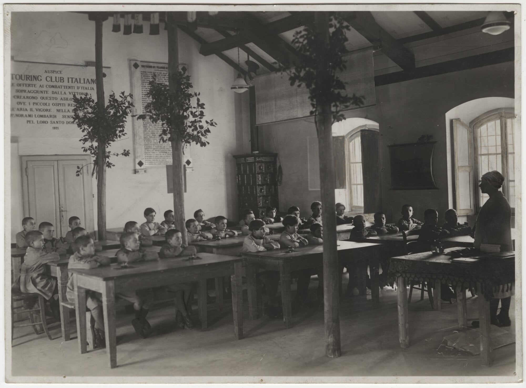 Villaggio Alpino: la scuola della colonia invernale, 1930