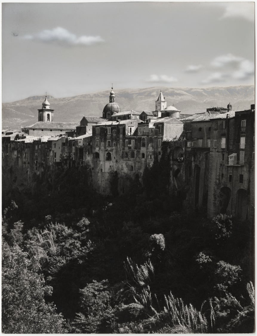 Veduta di Sant'Agata de' Goti, Ezio Quiresi, 1962