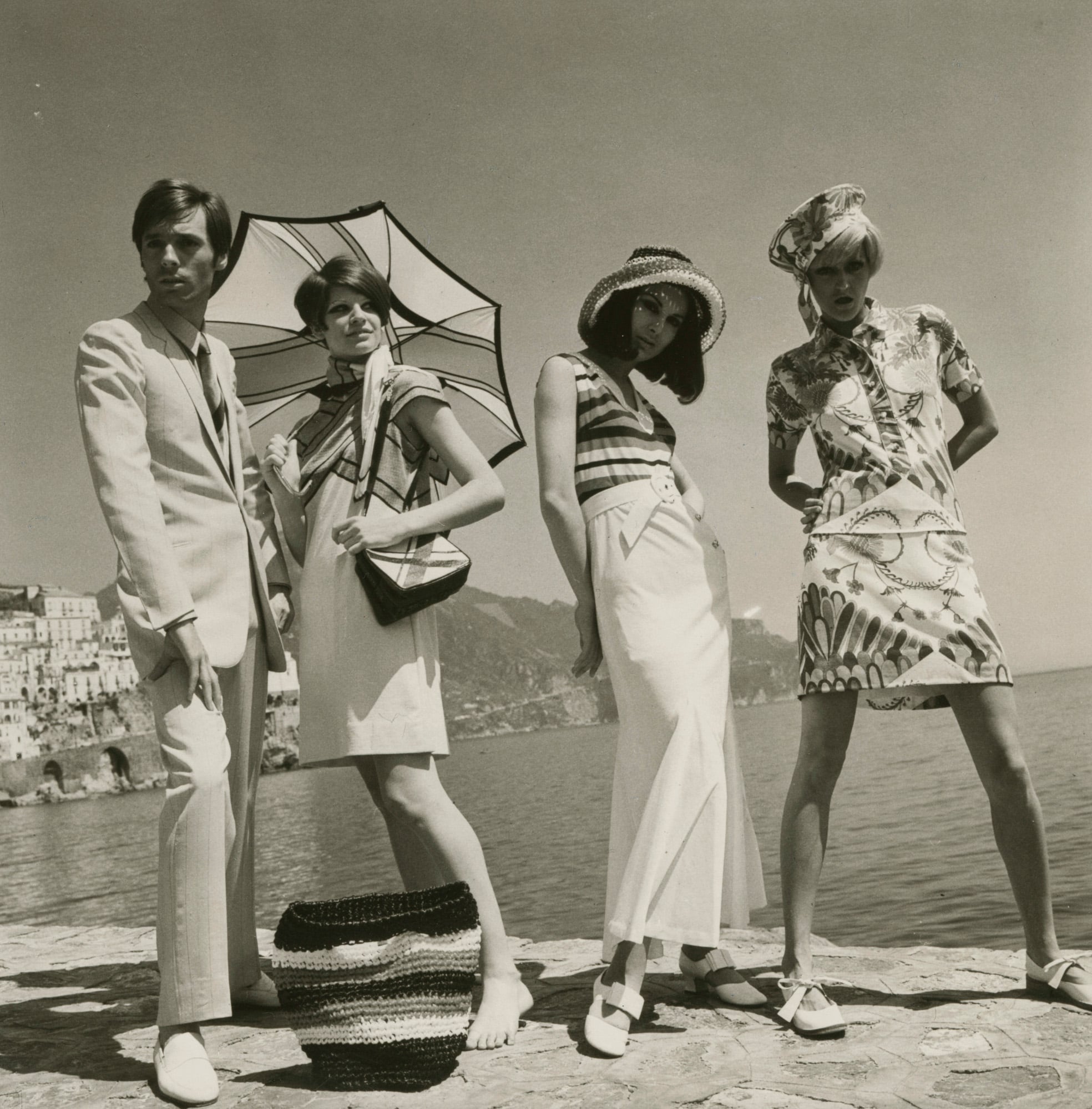 Abiti per vacanze al mare, Le Vie d'Italia e del Mondo, giugno 1968