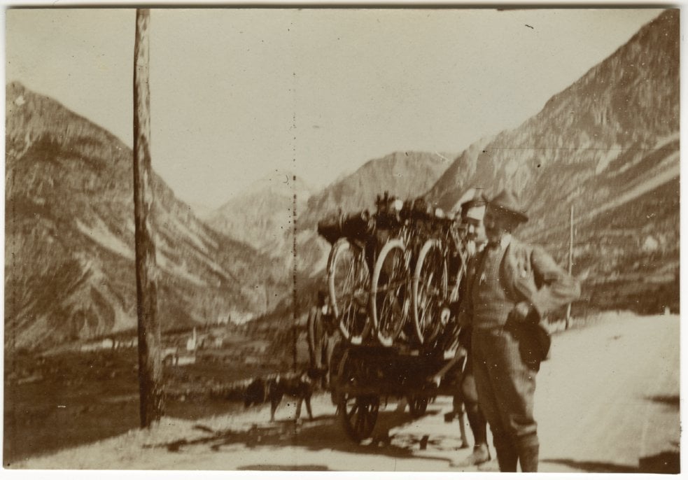 In bicicletta sulle Dolomiti, 1906