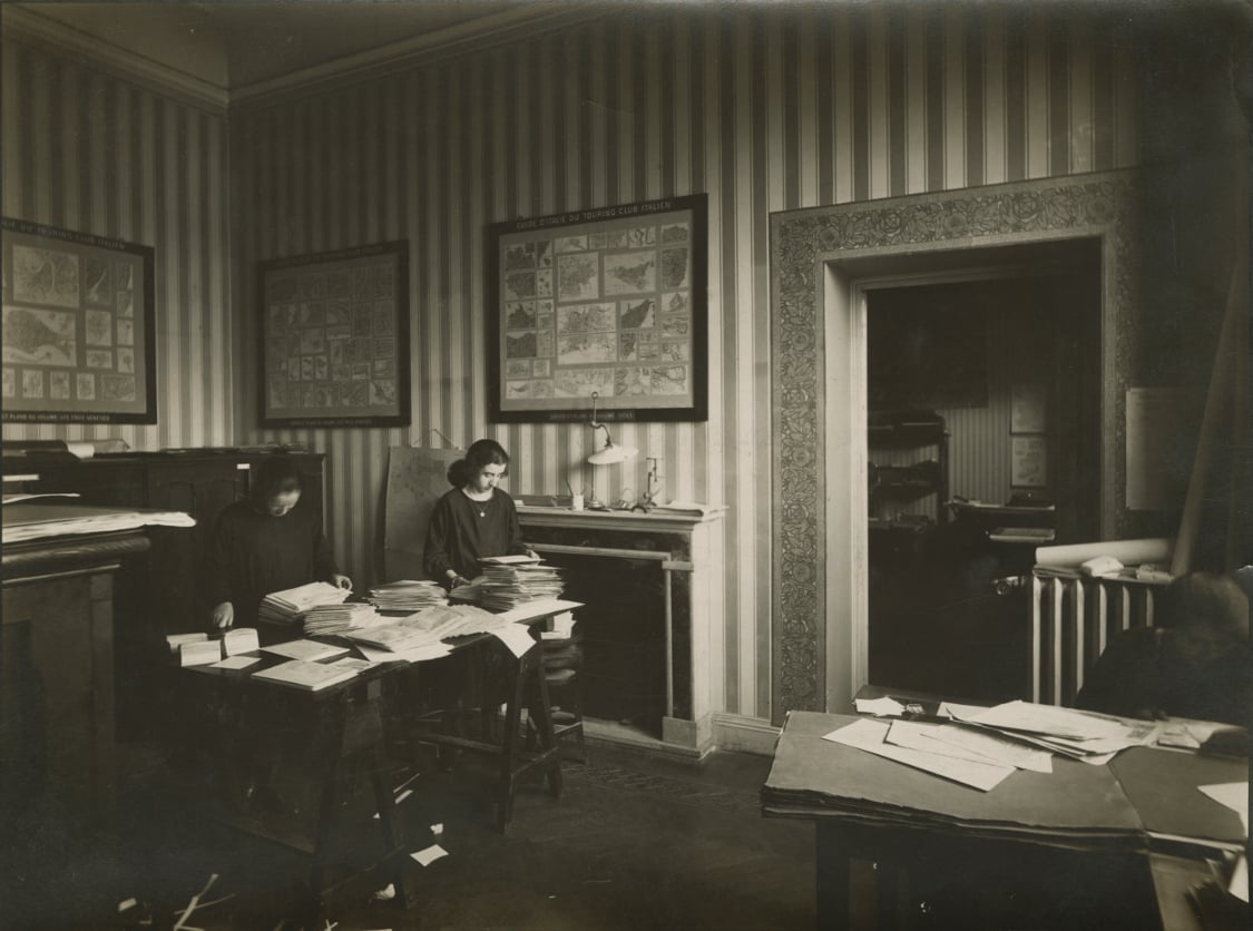 Il primo Laboratorio Cartografico del Touring, 1925